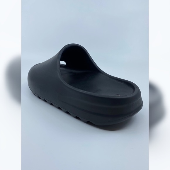 Heidi Women’s Slide - Black - Picture 5 of 6